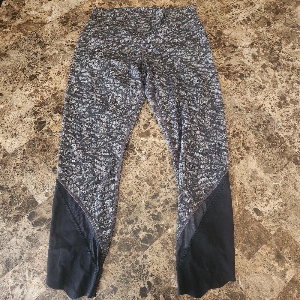 Lululemon Wunder Under High Rise Crop Scallop 26"